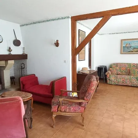 Grande Maison Pour 12 Personnes Idealement Situee A Valras-Plage