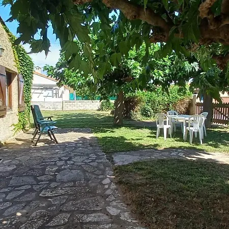 Grande Maison Pour 12 Personnes Idealement Situee A Holiday home